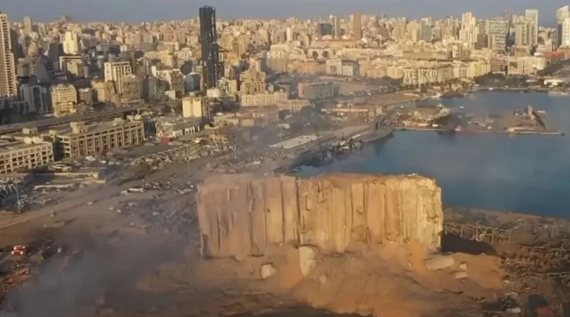 Взрыв в Бейруте: дрон заснял разрушения с высоты птичьего полета. Видео