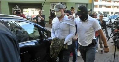 В Польше обнаружили два тайника экс-главы Укравтодора Новака с более 1 млн долларов