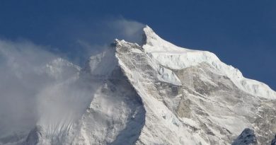 На Эвересте обнаружили артефакты, доказывающие реальность Великого потопа