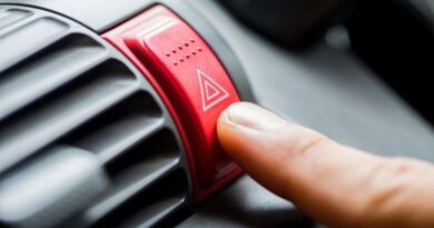 Могут ли оштрафовать за невключенную «аварийку»: что нужно знать водителям