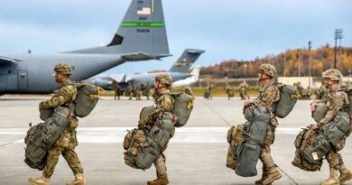 США вывозят из Украины военных инструкторов